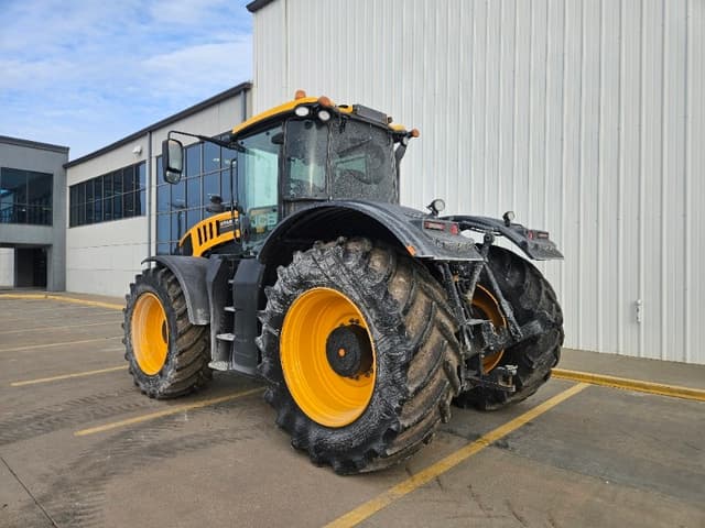 Image of JCB Fastrac 8330 equipment image 4