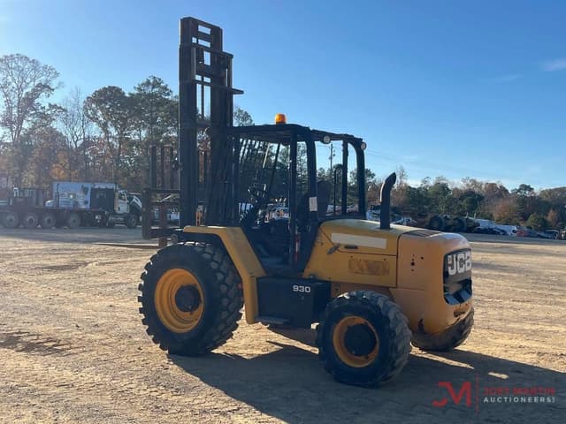 Image of JCB 930 equipment image 2