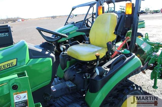 Image of John Deere 1025R equipment image 4