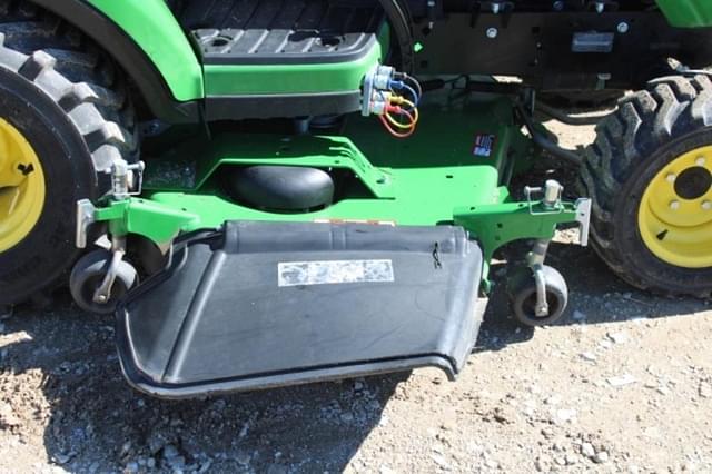 Image of John Deere 1025R equipment image 1