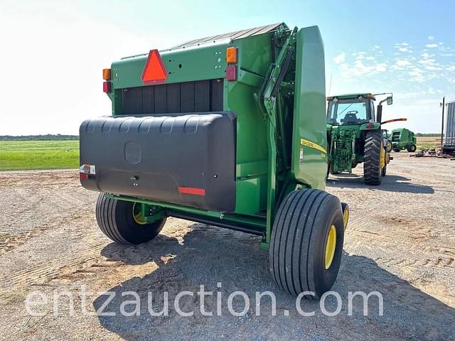 Image of John Deere 560M equipment image 4