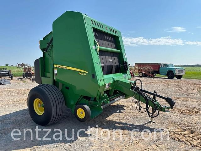 Image of John Deere 560M equipment image 2