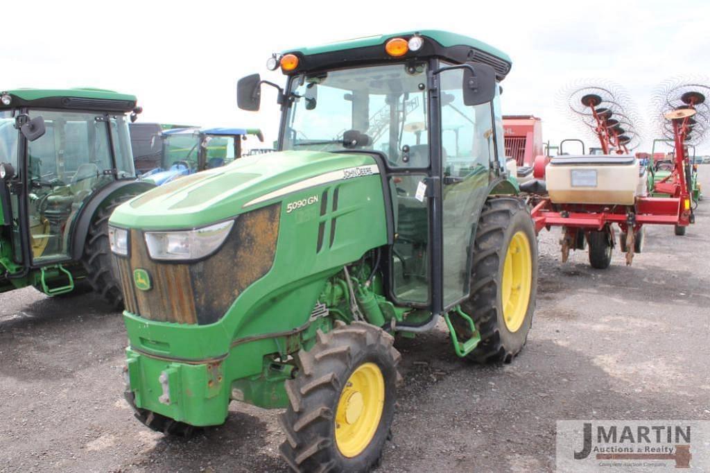 Image of John Deere 5090GN Primary image