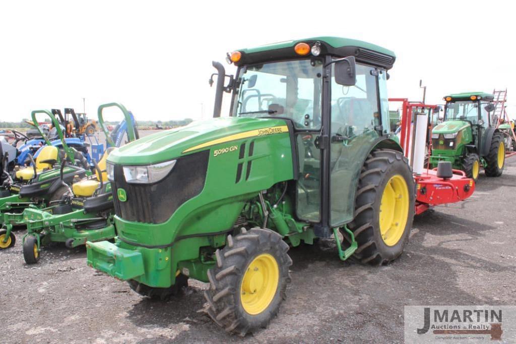 Image of John Deere 5090GN Primary image