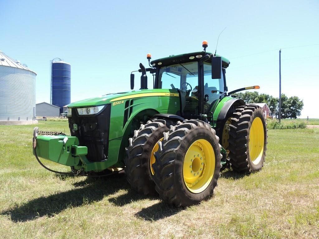 Image of John Deere 8320R Primary image