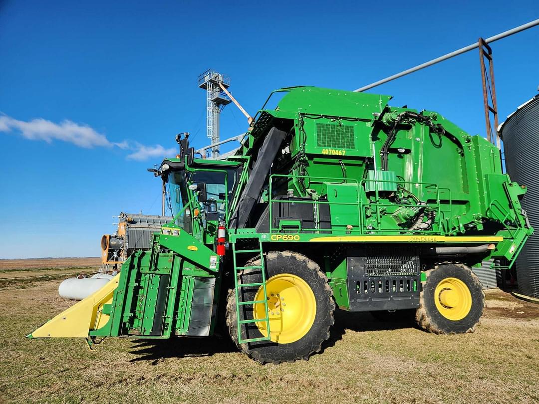 Image of John Deere CP690 Primary image