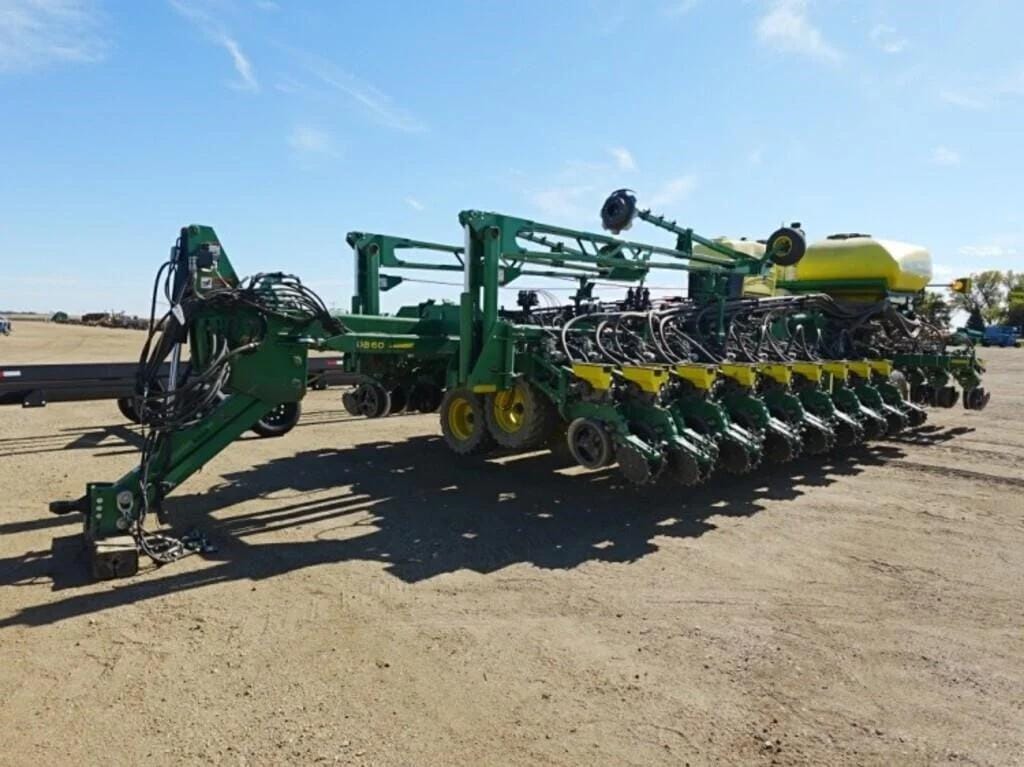 2018 John Deere DB60 Equipment Image0