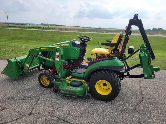 Image of John Deere 1025R equipment image 4