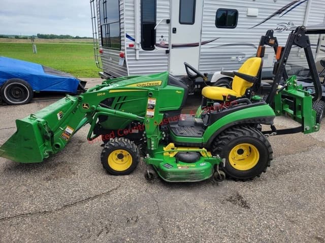 Image of John Deere 1025R equipment image 1