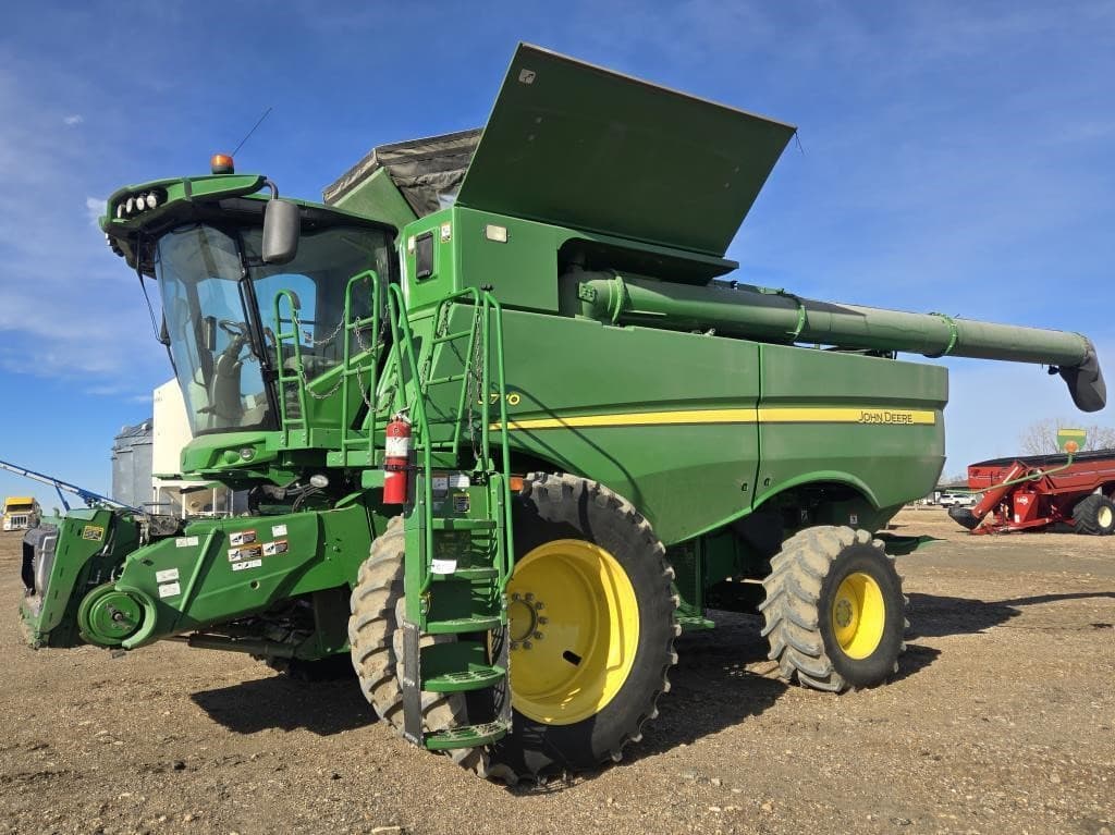 Image of John Deere S770 Primary image