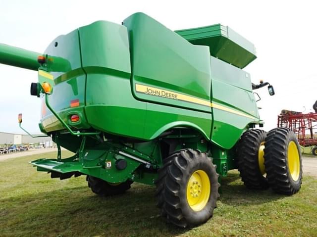 Image of John Deere S770 equipment image 3