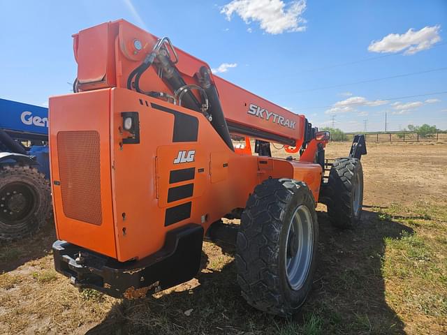 Image of JLG 10054 equipment image 4