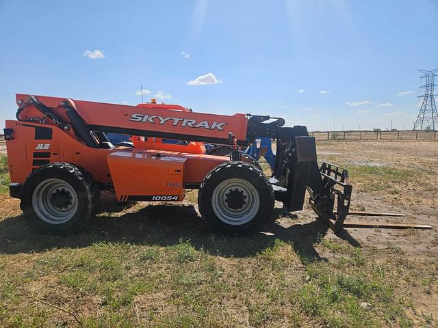 Image of JLG 10054 equipment image 3