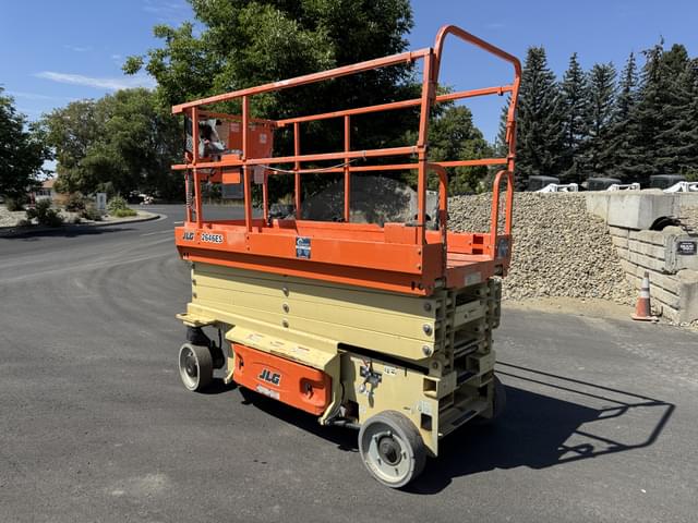 Image of JLG 2646ES equipment image 3