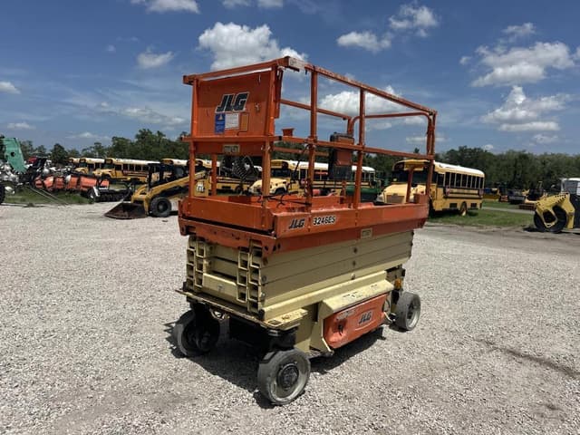 Image of JLG 3246ES equipment image 2