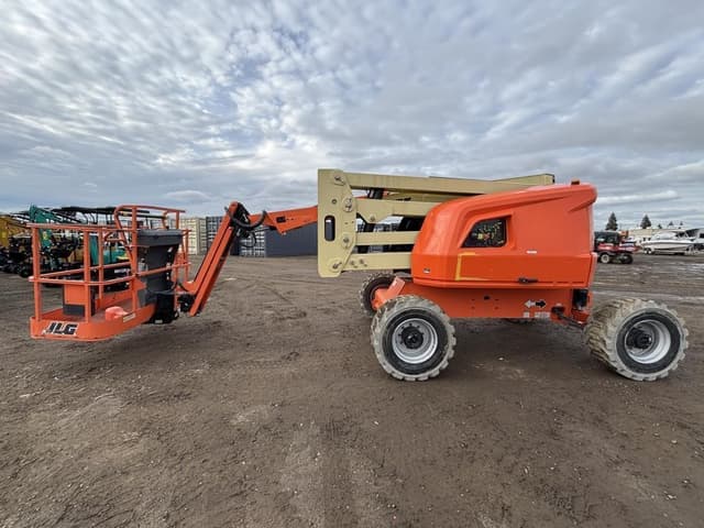 Image of JLG 450AJ equipment image 4