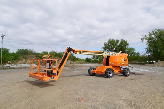 Image of JLG 460SJ equipment image 1