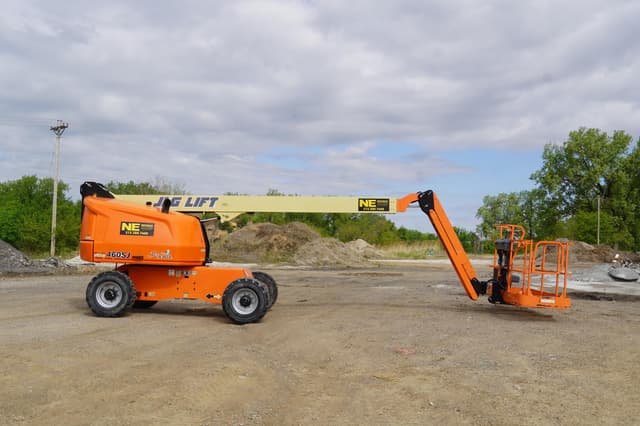 Image of JLG 460SJ equipment image 3