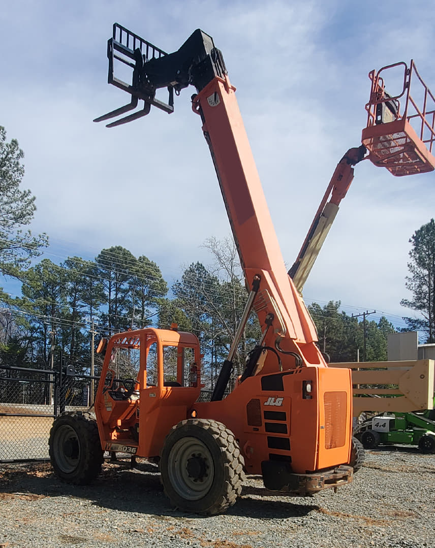 Image of JLG 6036 Image 0