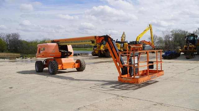 Image of JLG 660SJ equipment image 3