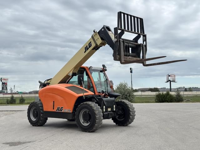 Image of JLG G5-18A equipment image 4