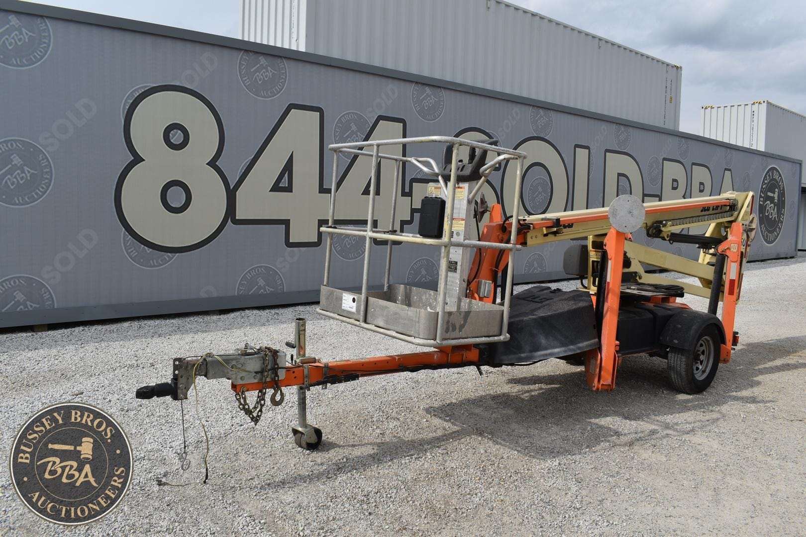 2018 JLG T350 Equipment Image0