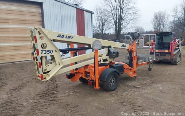 Image of JLG T350 equipment image 1