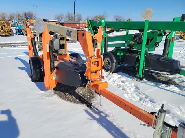 Image of JLG T350 equipment image 2
