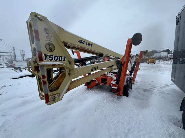 Image of JLG T500J equipment image 3