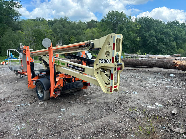 Image of JLG T500J equipment image 3