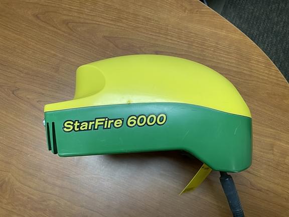 Image of John Deere StarFire 6000 Primary image