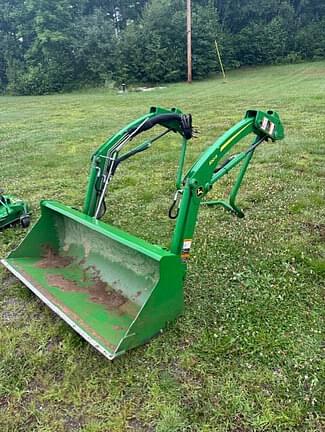 Image of John Deere 1023E equipment image 4