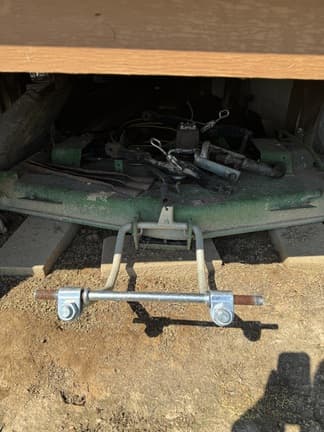 Image of John Deere 1023E equipment image 3