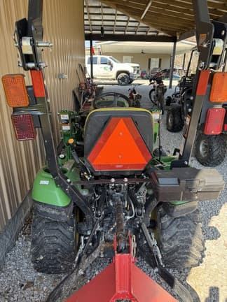 Image of John Deere 1023E equipment image 1