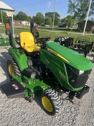 2018 John Deere 1023E Equipment Image0