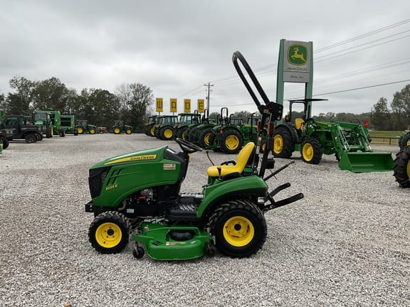 2018 John Deere 1023E Equipment Image0