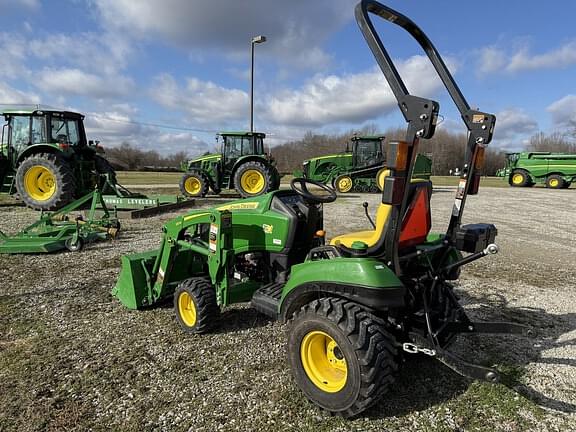 Image of John Deere 1023E equipment image 1