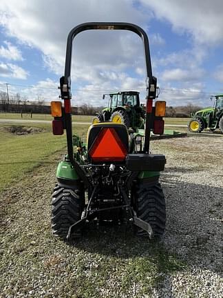 Image of John Deere 1023E equipment image 2