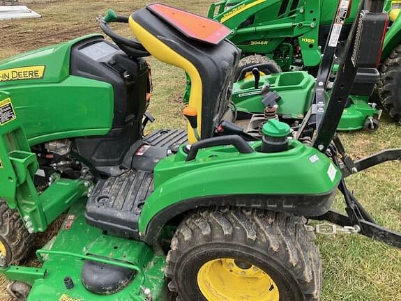 Image of John Deere 1023E equipment image 2