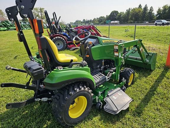 Image of John Deere 1023E equipment image 2