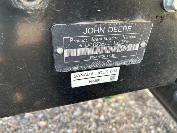 Image of John Deere 1023E equipment image 4