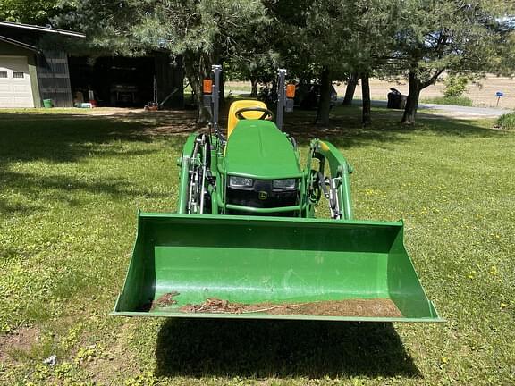Image of John Deere 1023E equipment image 2
