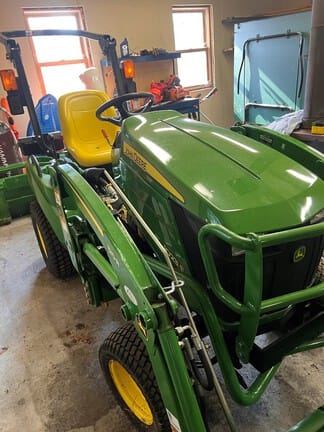 Main image John Deere 1023E