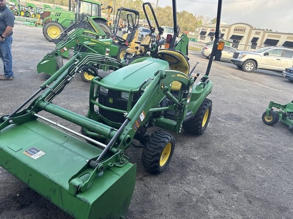 2018 John Deere 1023E Equipment Image0