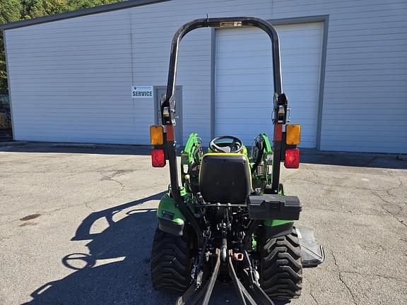 Image of John Deere 1023E equipment image 2