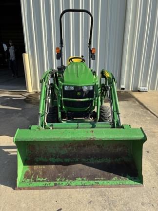 Image of John Deere 1023E equipment image 3