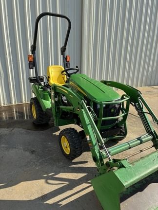 2018 John Deere 1023E Equipment Image0