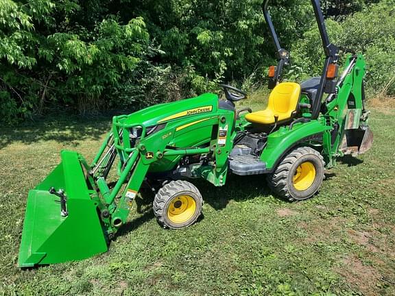Image of John Deere 1023E equipment image 2