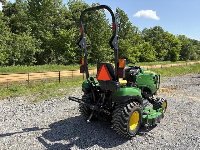 Image of John Deere 1023E equipment image 4