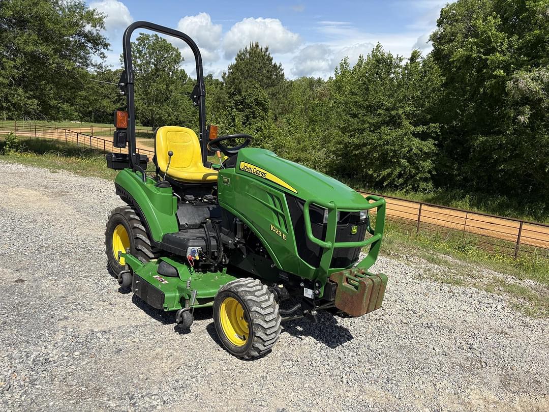 Image of John Deere 1023E Primary image